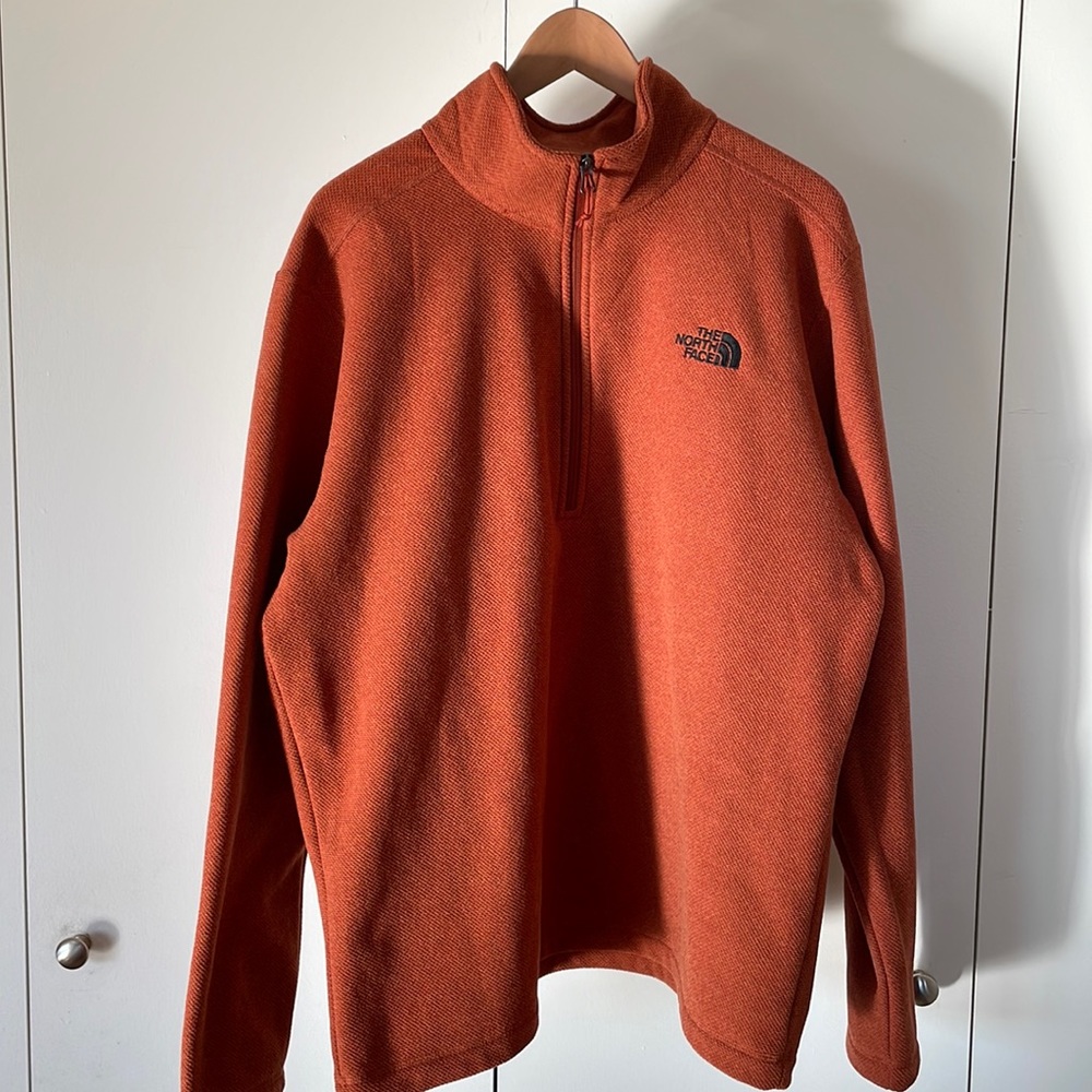 Men’s North Face Quarter Zip Long Sleeve